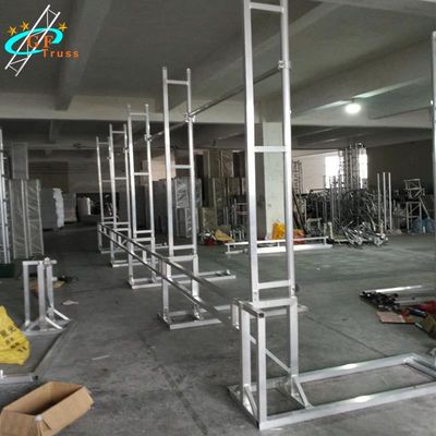 Aluminium 50 * 3mm Truss Layar LED Tabung Utama Untuk Kabinet LED