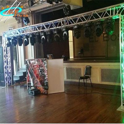 Pengaturan Musik Dj Light Truss yang Dapat Dipindahkan yang Disesuaikan Untuk Latar Belakang