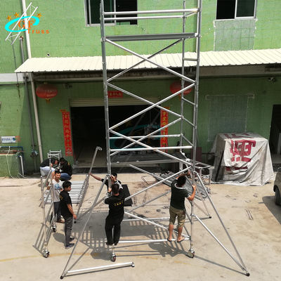 OEM Aluminium Scaffold Tower 6m Platform Tinggi Dengan Outriggers