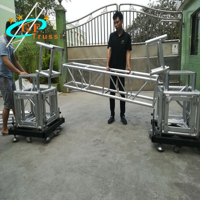 TUV 400cm Panjang Aluminium Lighting Truss Untuk Menari