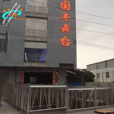 Platform Panggung Aluminium Kayu Dengan Pagar Tangga